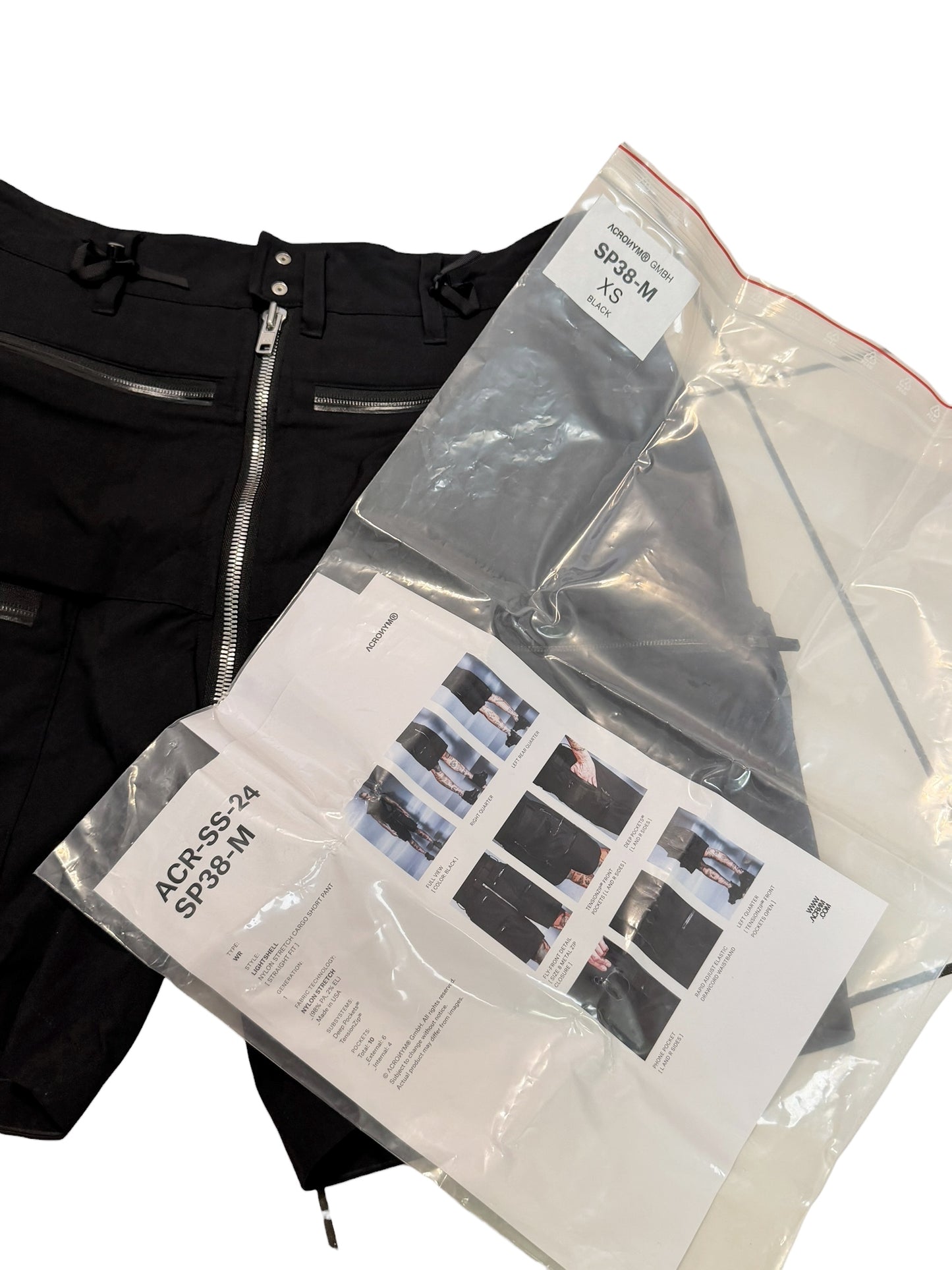 SP38-M Cargo Zip Shorts
