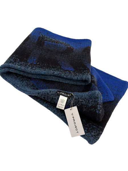 Intarsia Giant Knit Scarf (Blue/Black)