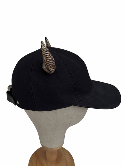 Runway 4G Horn Canvas Hat