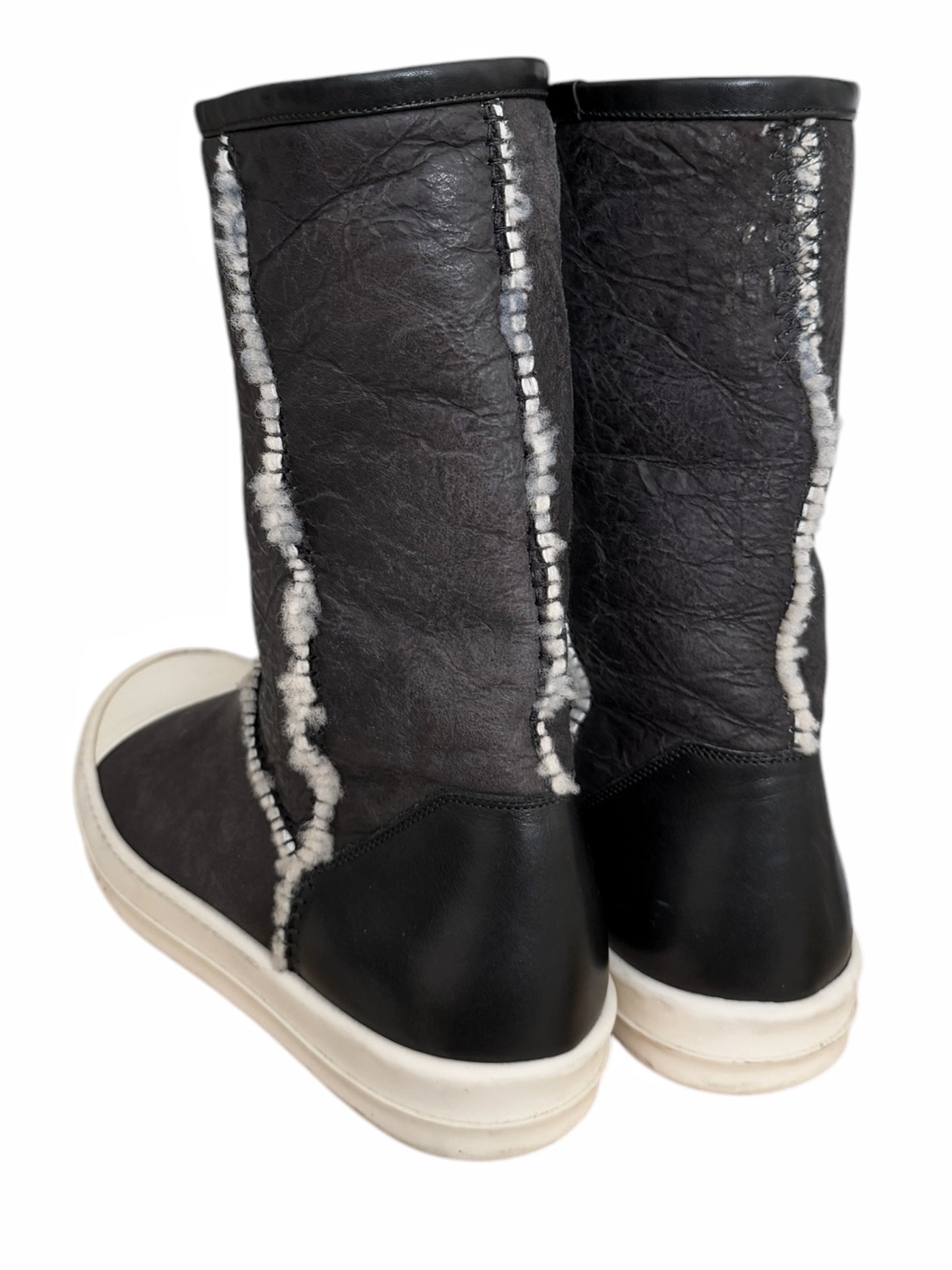 2014 Rare Shearling Ugg Ramone