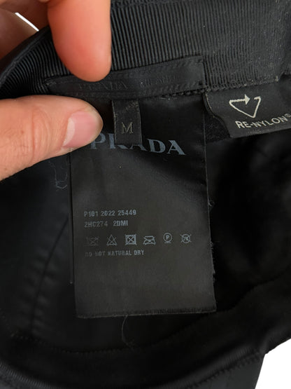 Badge Re-Nylon Black Cap