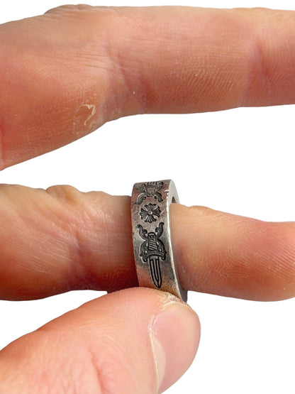 Dagger Crest Silver Ring