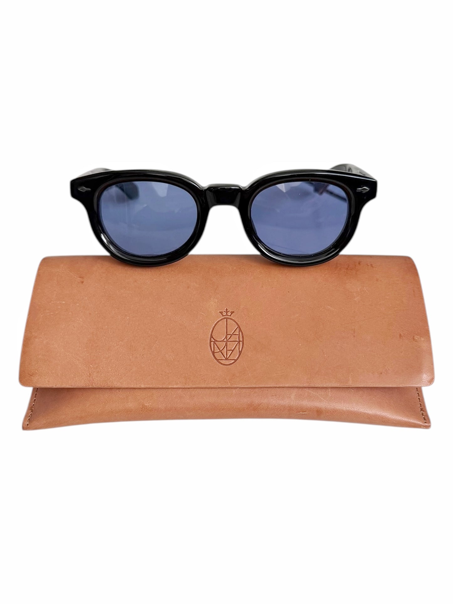 1/450 Akira Black Sunglasses