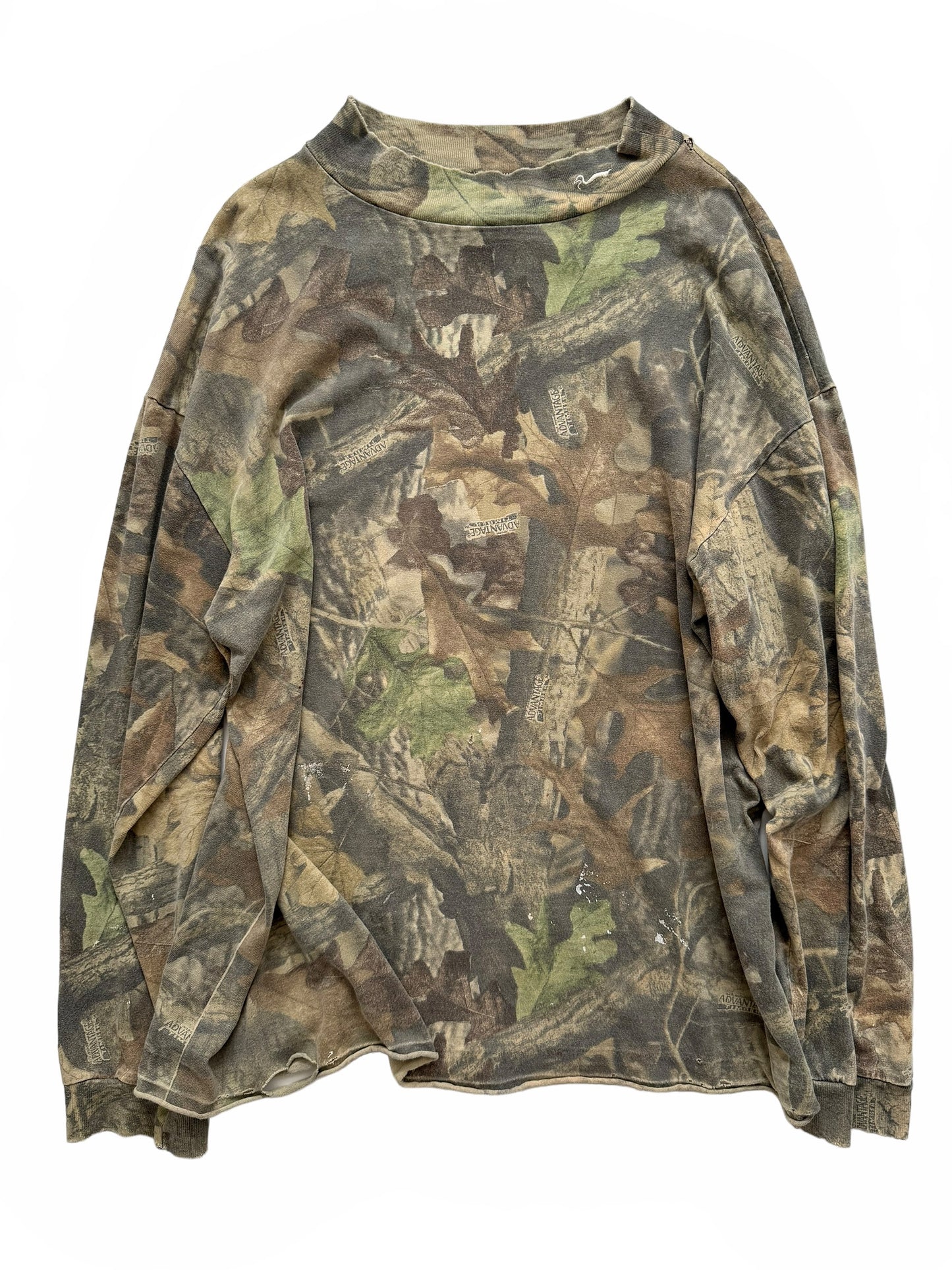 1990’s Thrashed Mossy Oak Duxbak Mock Neck