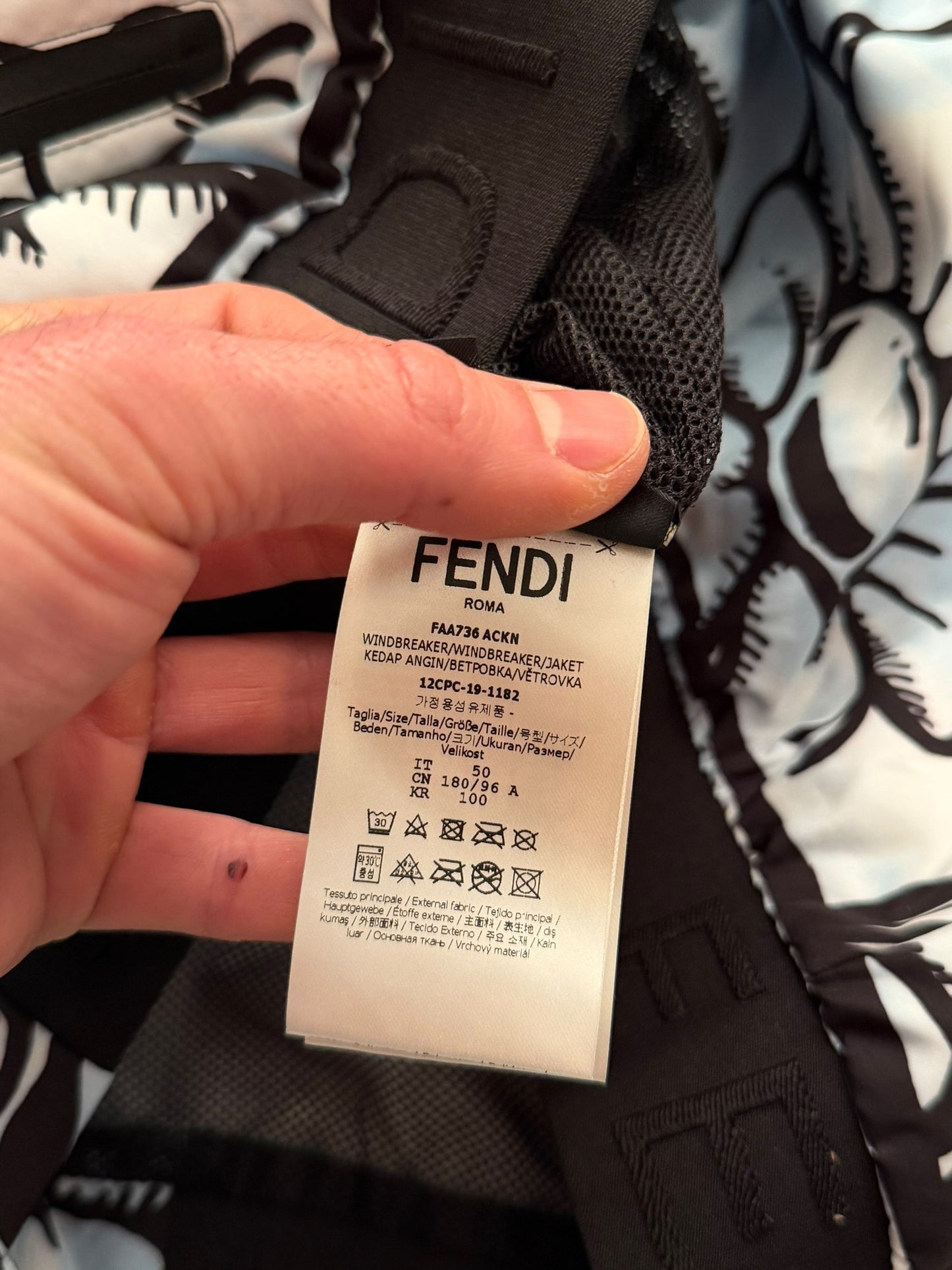 x Joshua Vides Flower Sketch Windbreakee