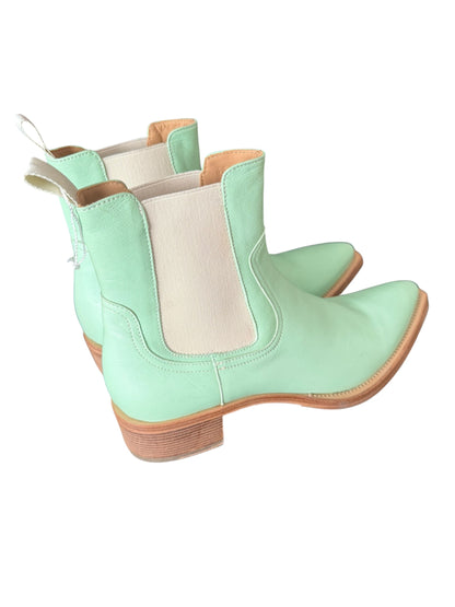 Mint Leather Cowboy Chelsea Boot