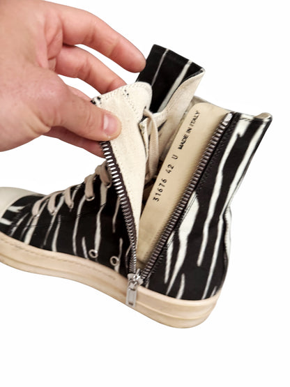 Zebra Abstract Cargo Ramones High