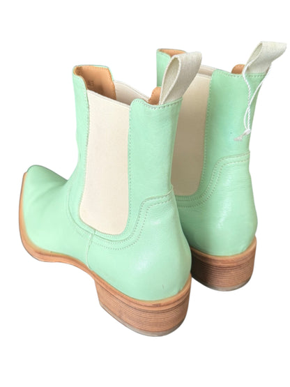 Mint Leather Cowboy Chelsea Boot