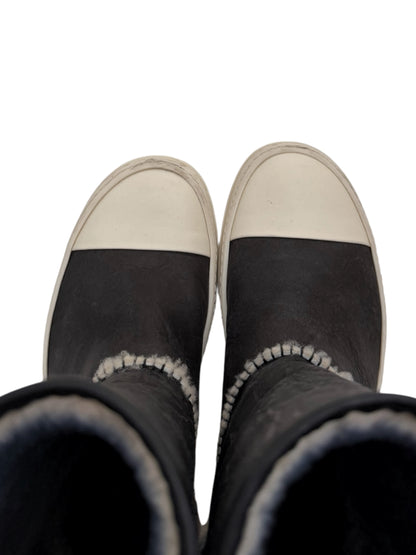 2014 Rare Shearling Ugg Ramone