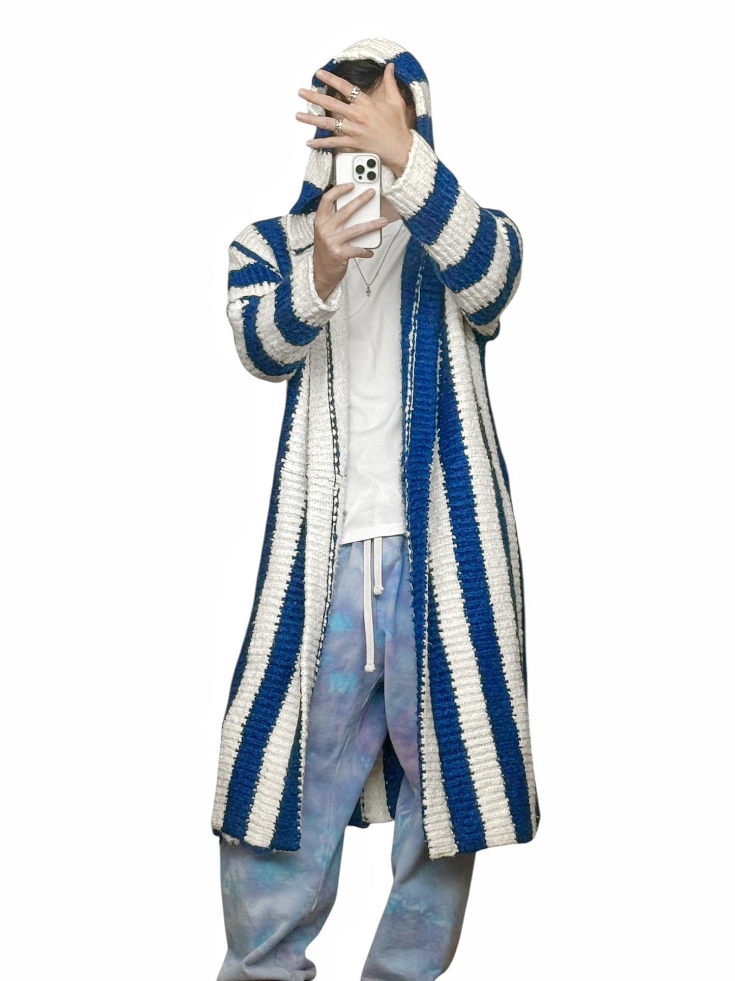 $3,395 Mulberry Silk Poolside Robe