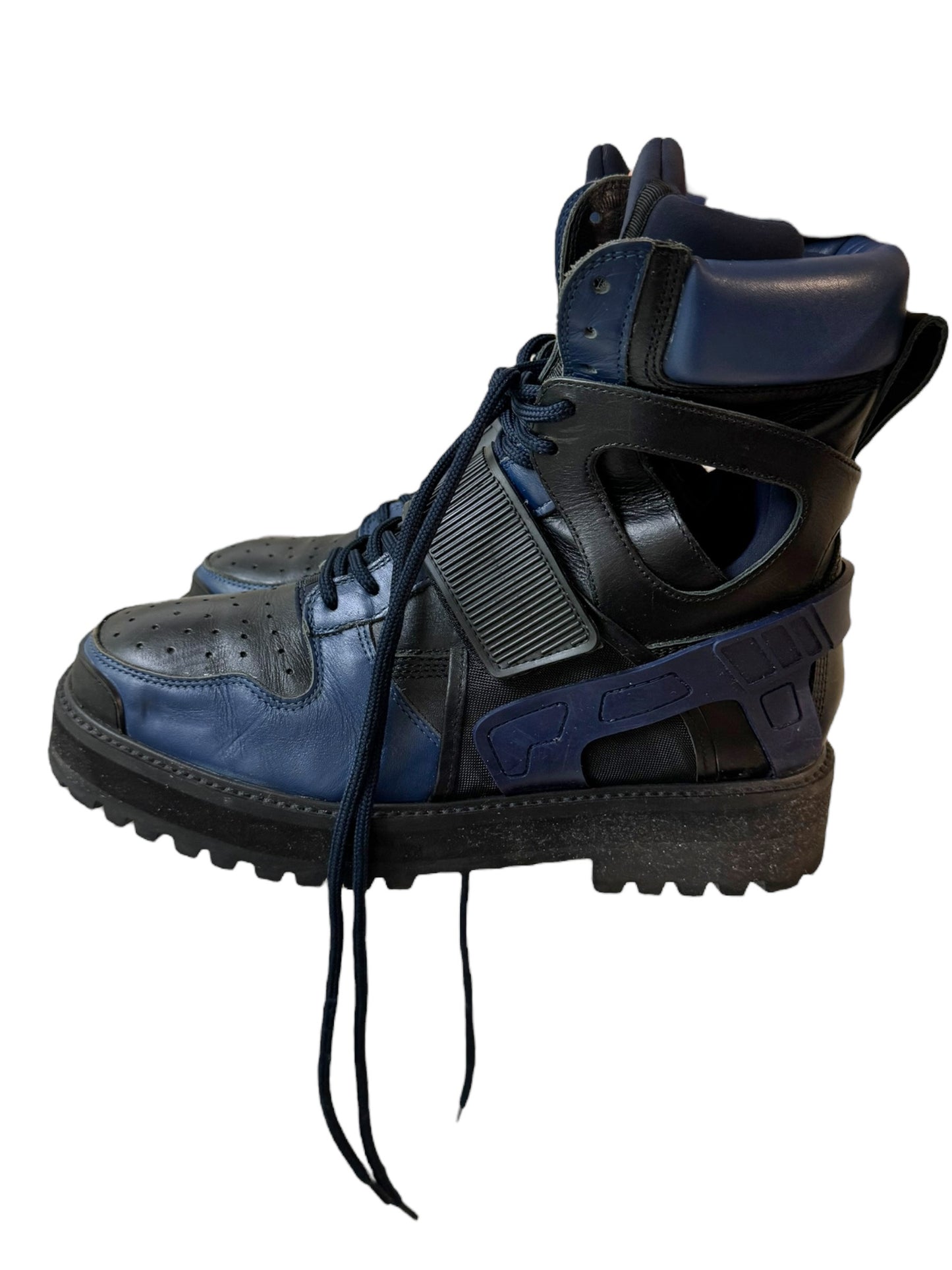 Black n Blue Avalanche Boots