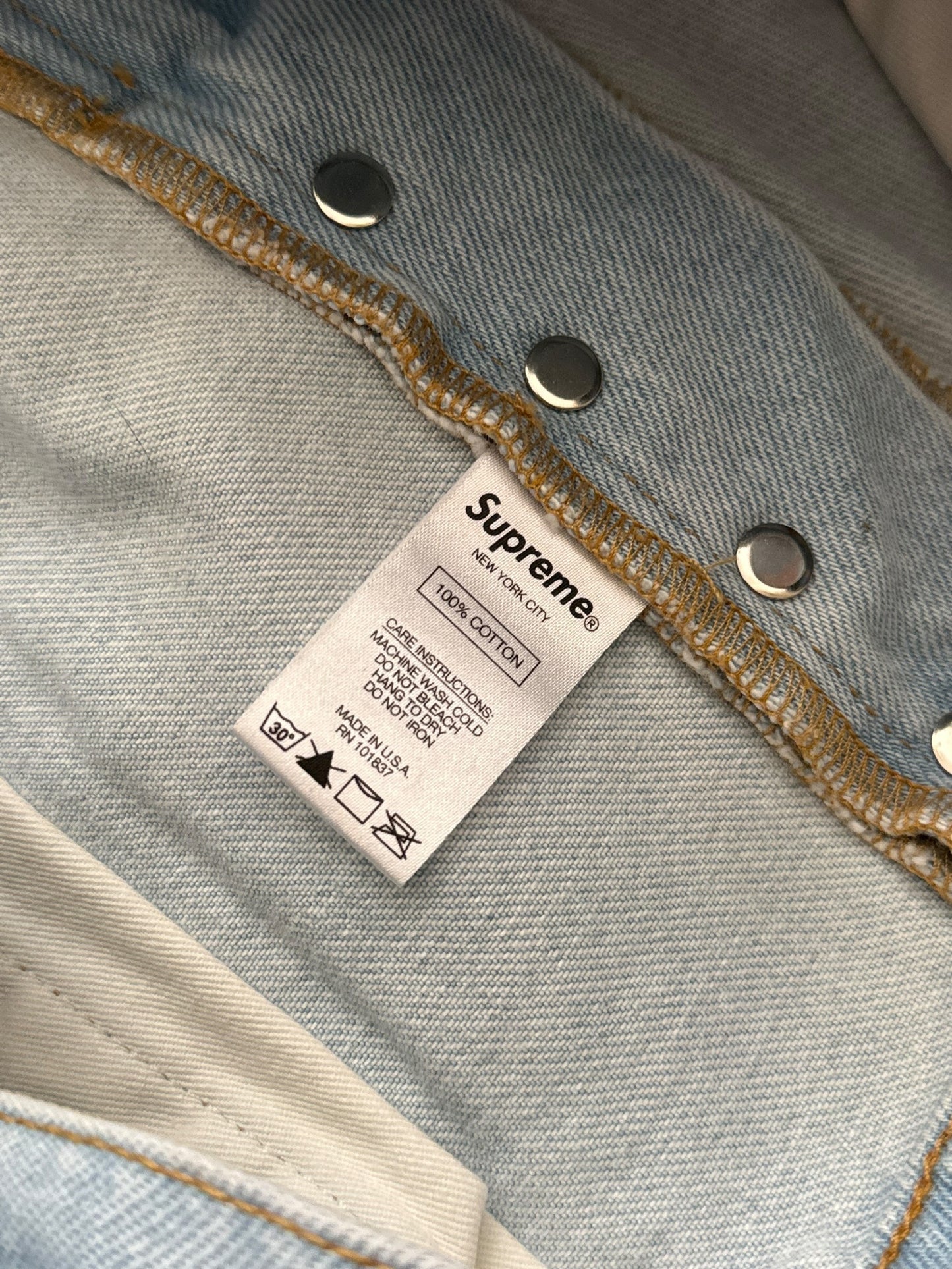 Regular Cut Light Blue Denim Jean