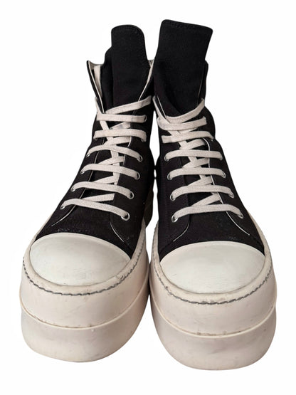Mega Bumper Black Canvas Ramones
