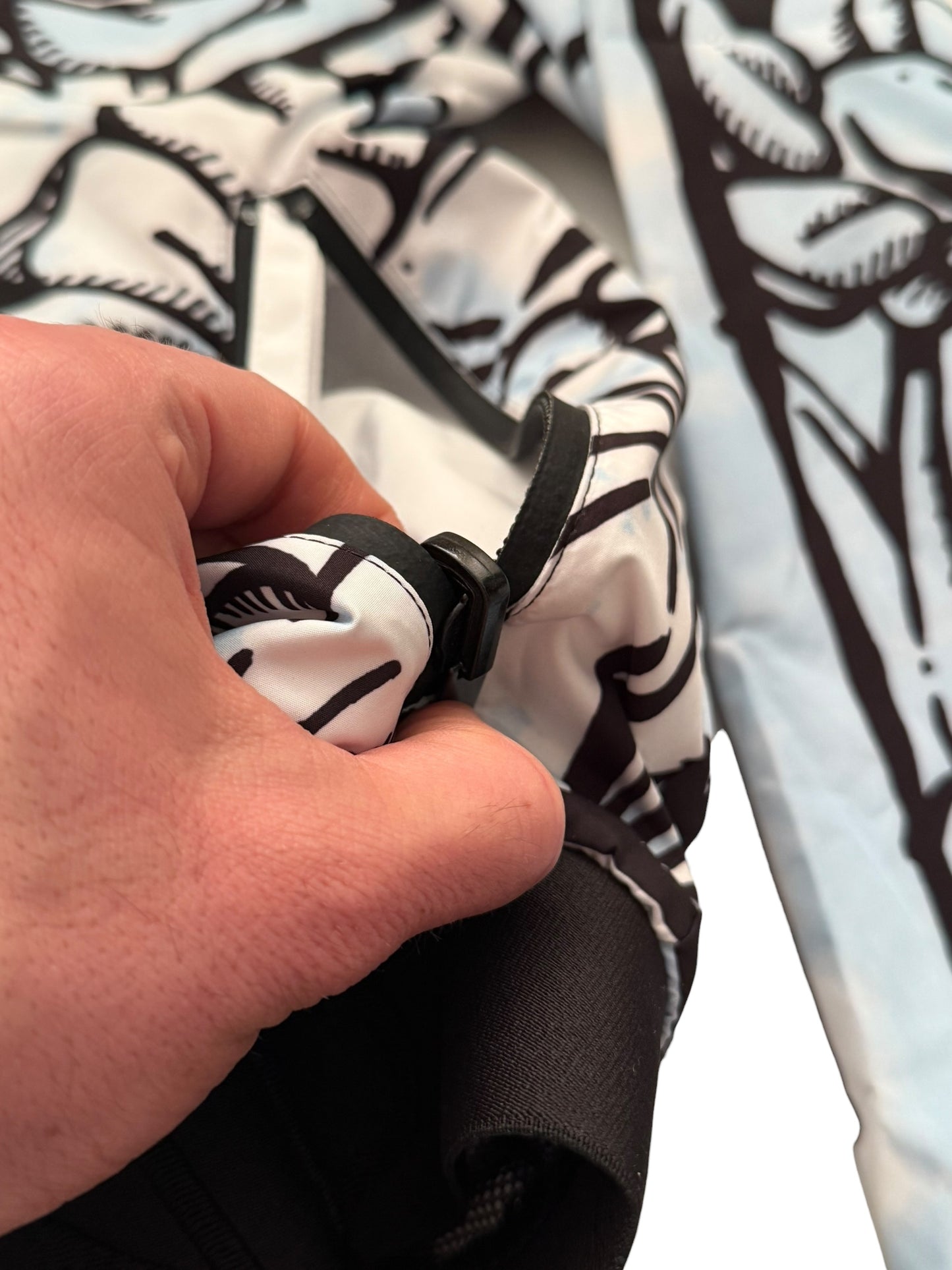 x Joshua Vides Flower Sketch Windbreakee