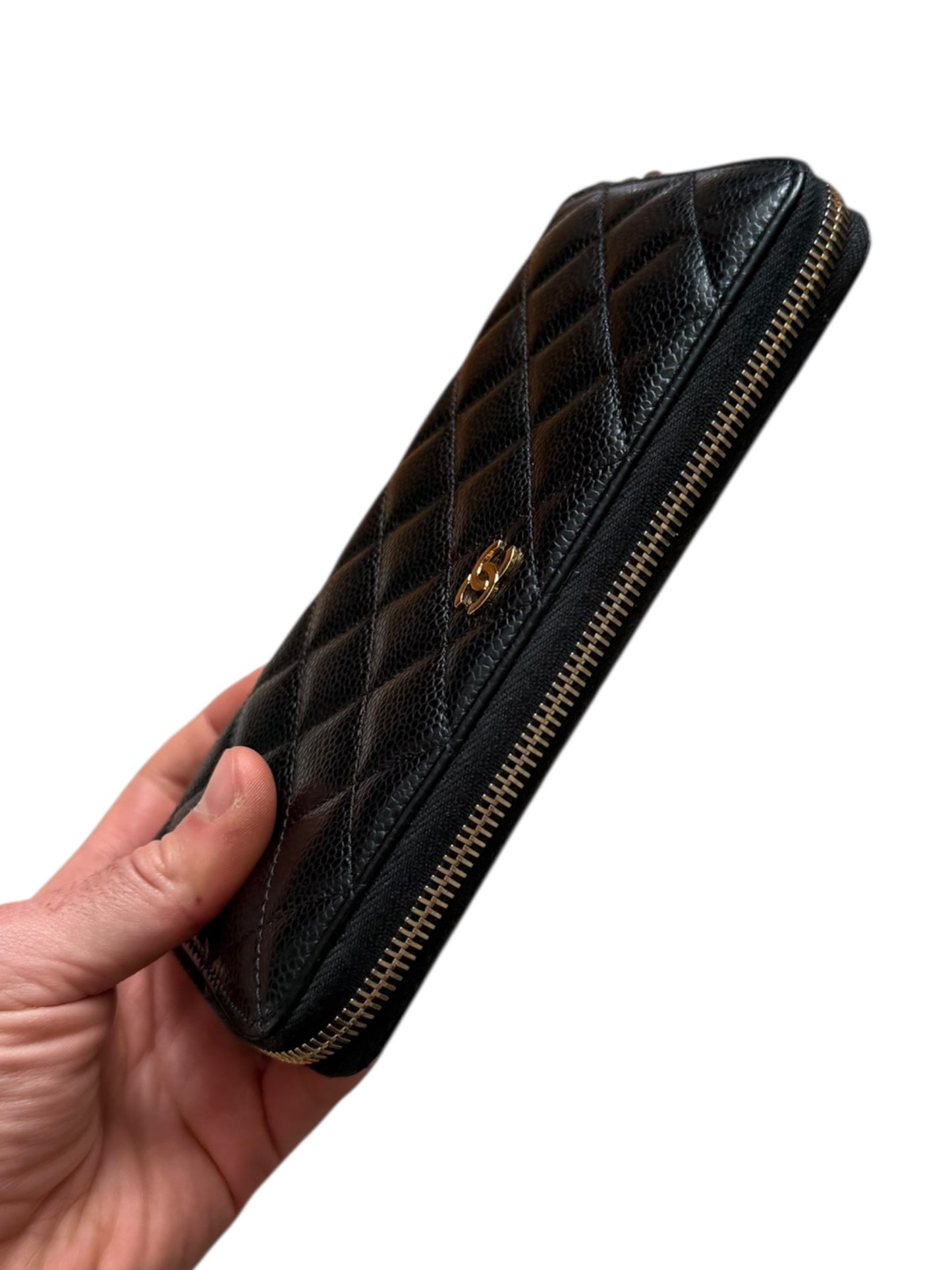 Caviar Pebble Grain Leather Zip Wallet