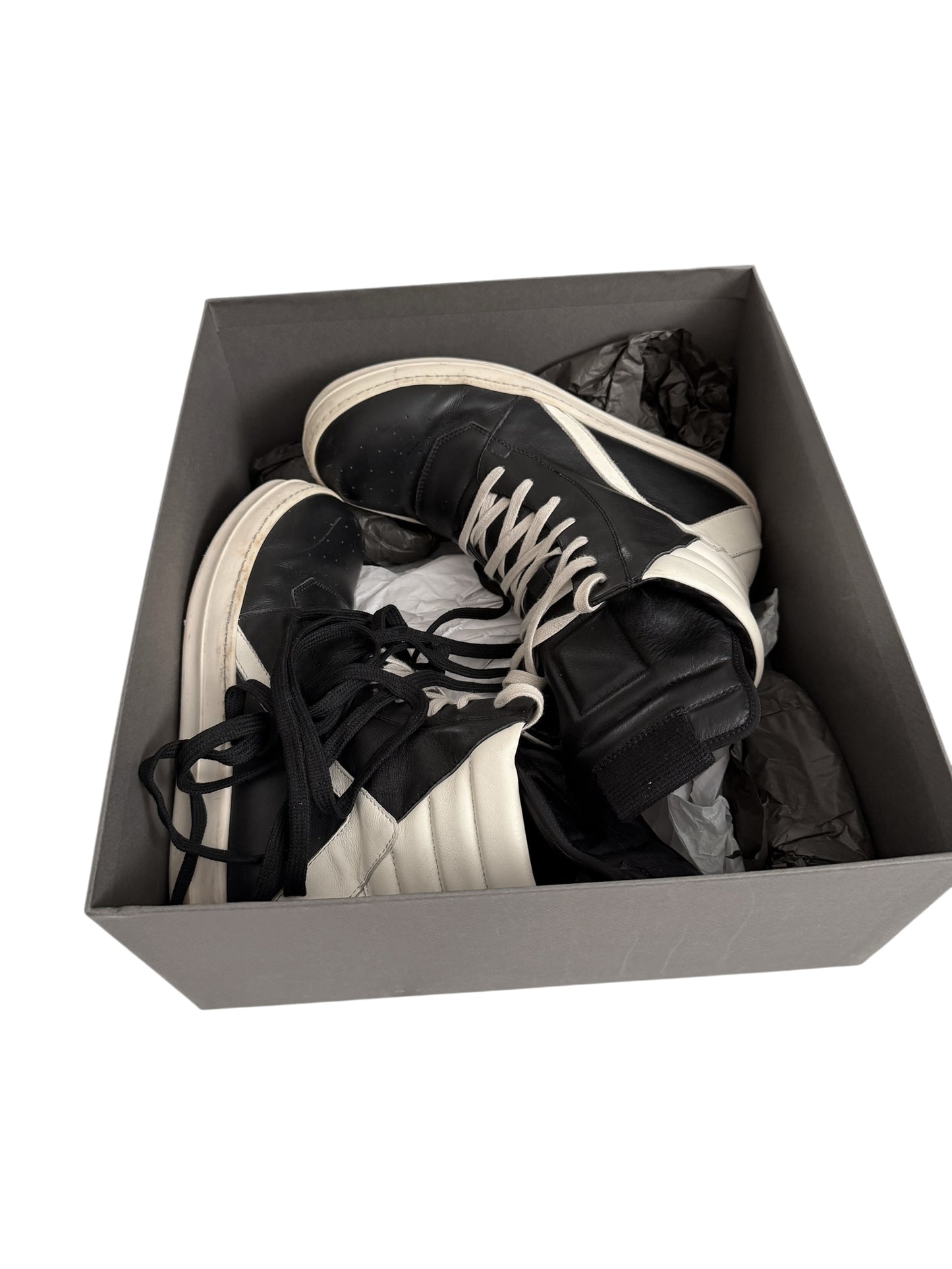 OG Geobasket Black Milk Sneaker