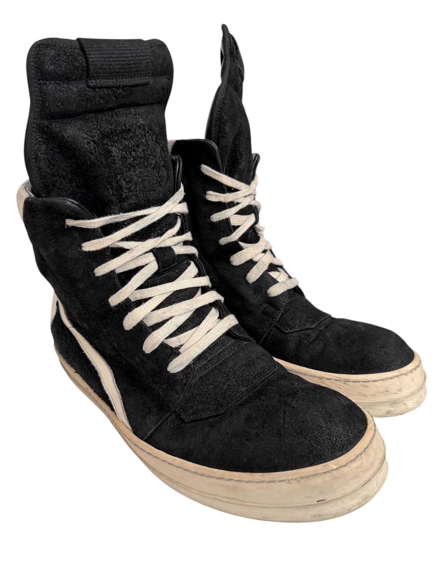 Blistered Suede Leather Geobasket