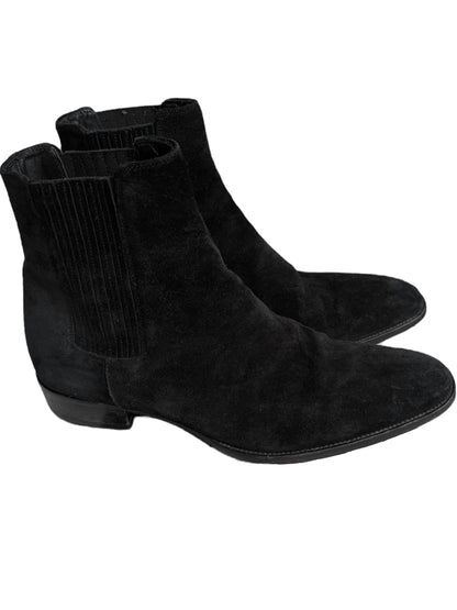 Suede Wyatt Chelsea Black Boot