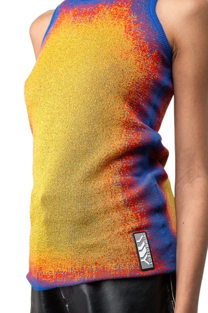 Gradient Elastic Tank