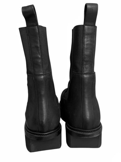 Oiled Leather Megatooth Bozo Beatle