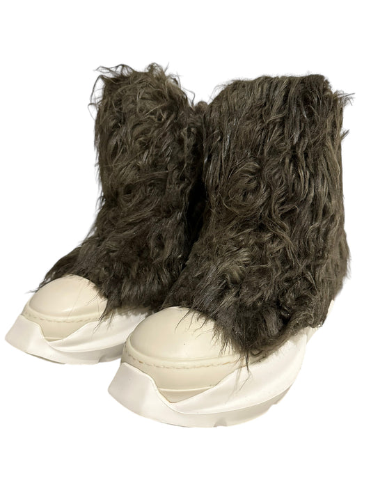 Yeti Fur High Abstract Ramones