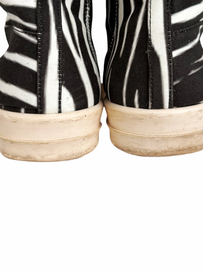 Zebra Abstract Cargo Ramones High
