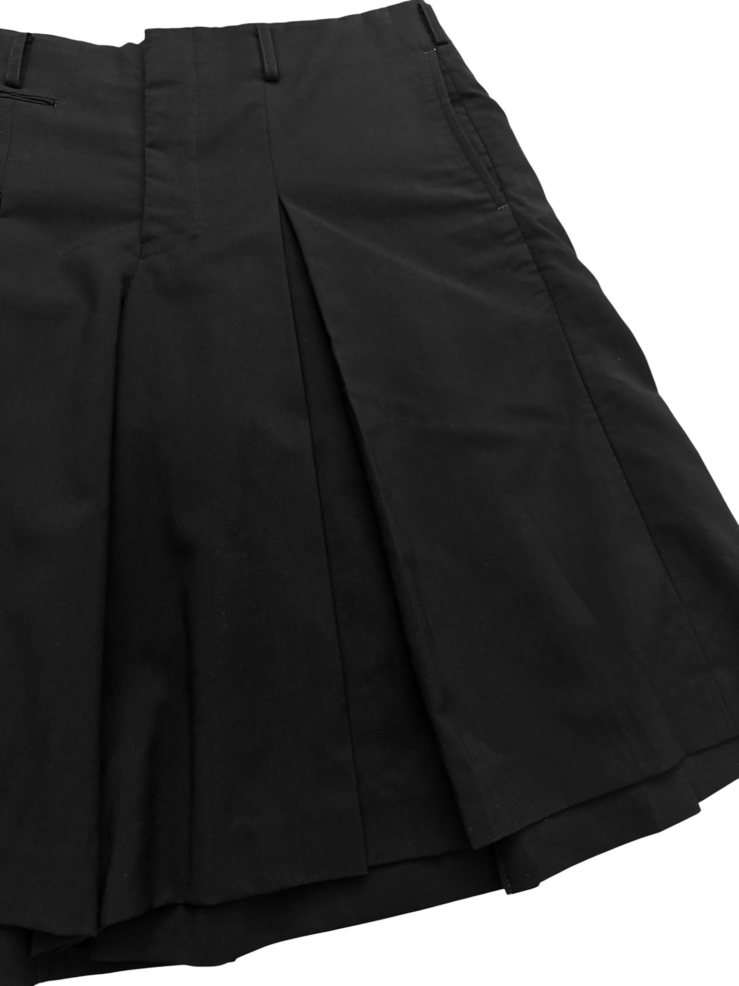 2013 Pleated Black Gabardine Shortd