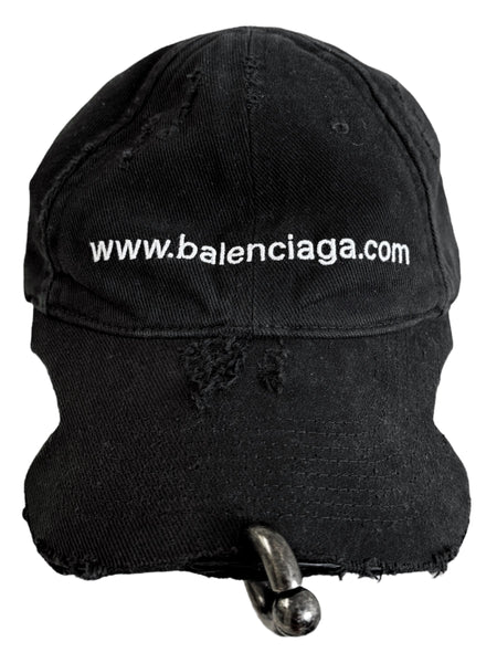 Bal.com Piercing Ring Hat