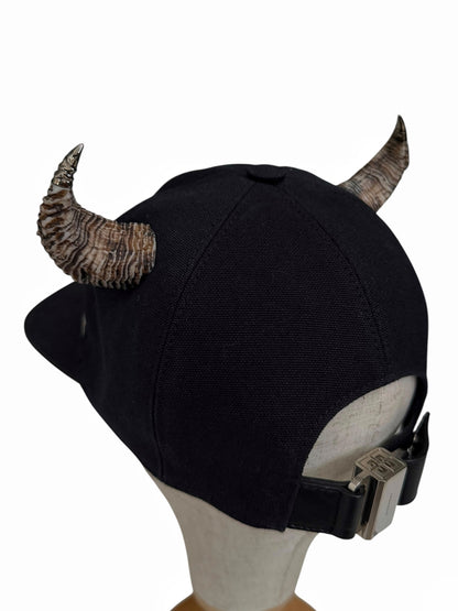 Runway 4G Horn Canvas Hat