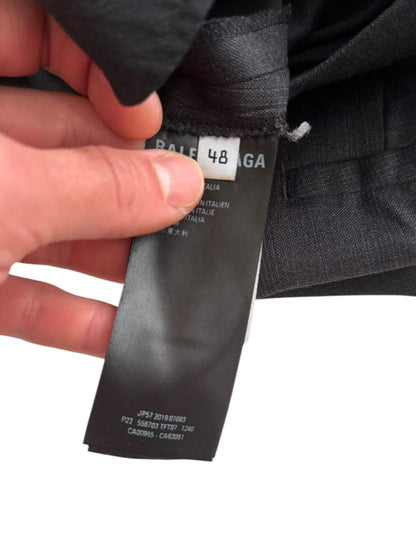 Apparel Rentals Light Suit Set