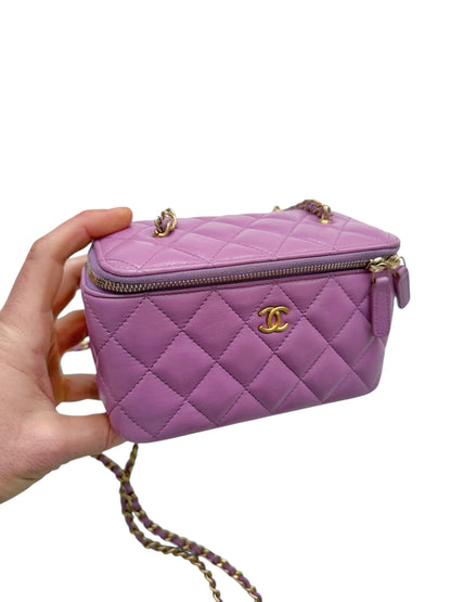 2022 Sheepskin Pink Pearl Chain Square Bag