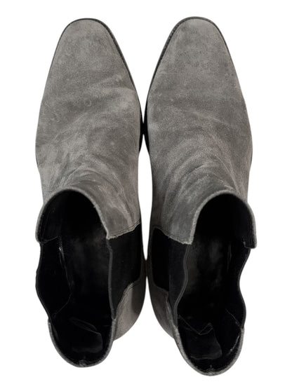 Suede Wyatt Chelsea Grey Boot