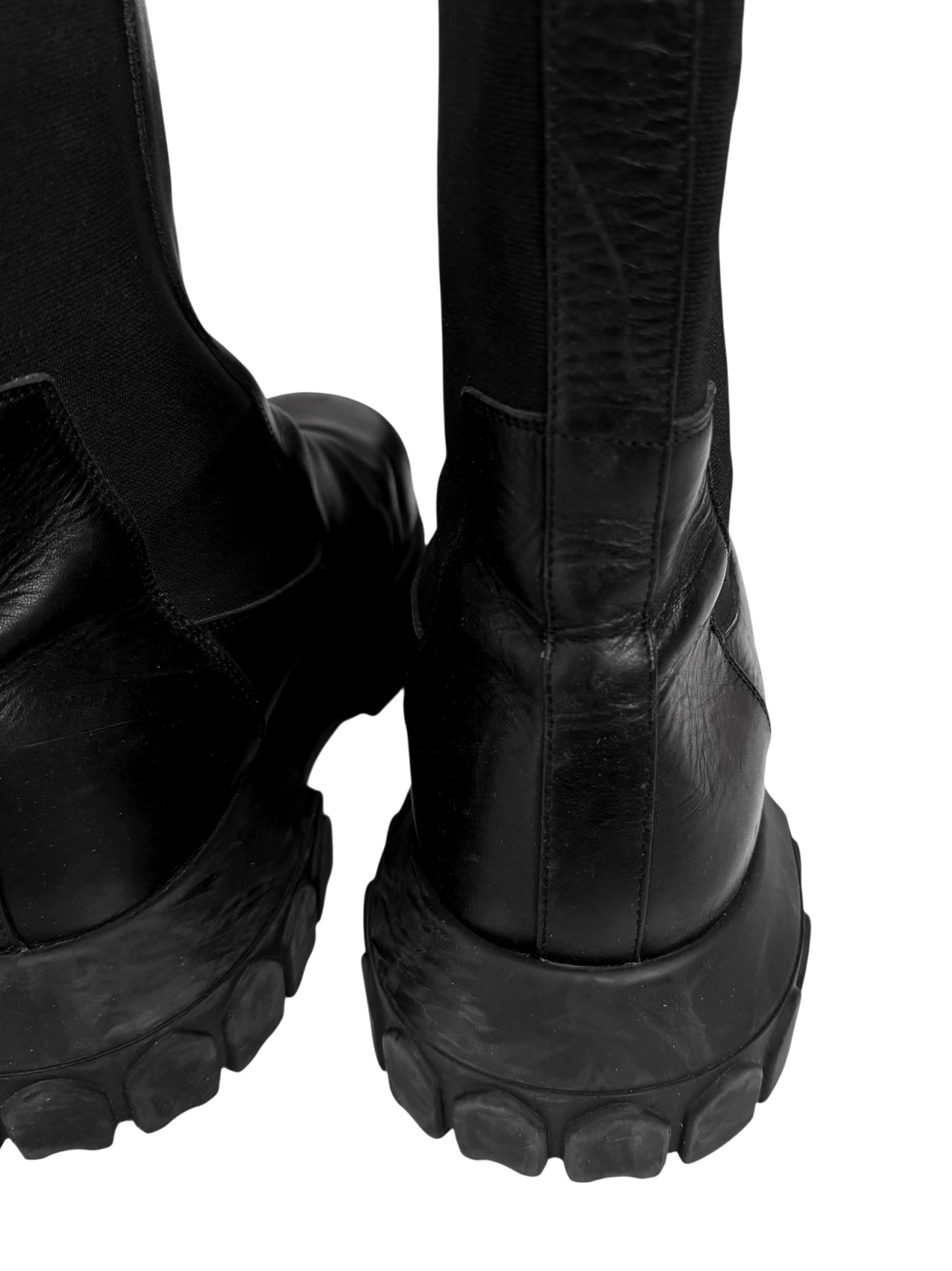 Black Tractor Bozo Boot