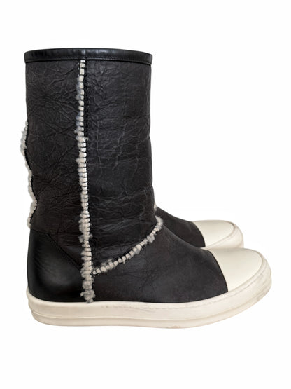 2014 Rare Shearling Ugg Ramone