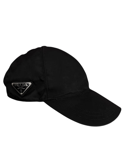 Badge Re-Nylon Black Cap