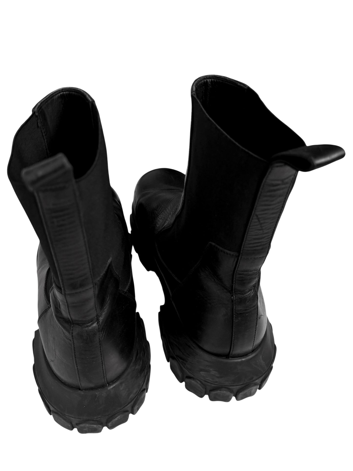 Black Tractor Bozo Boot