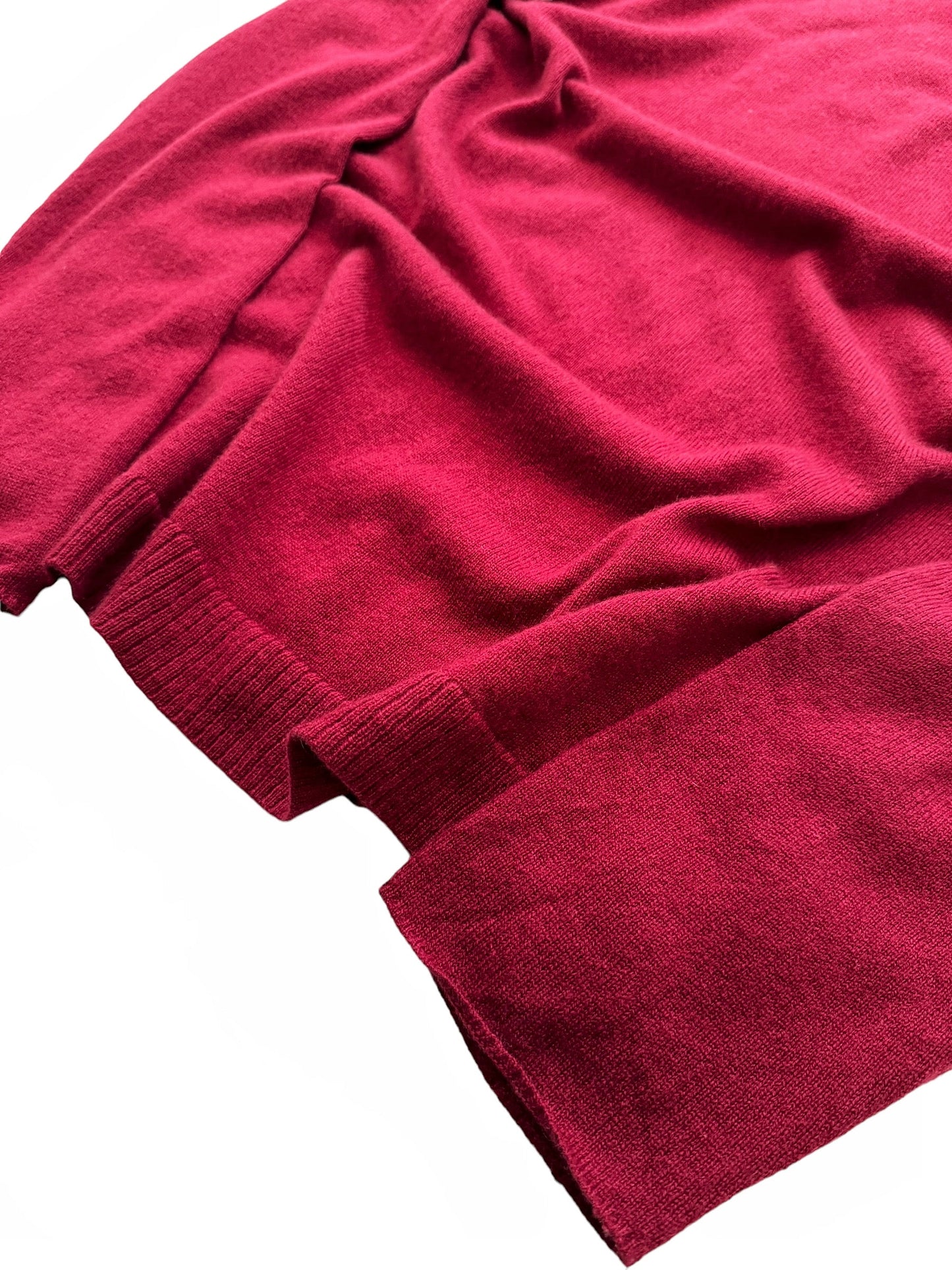 2011 Cashmere Red Knit Longsleeve