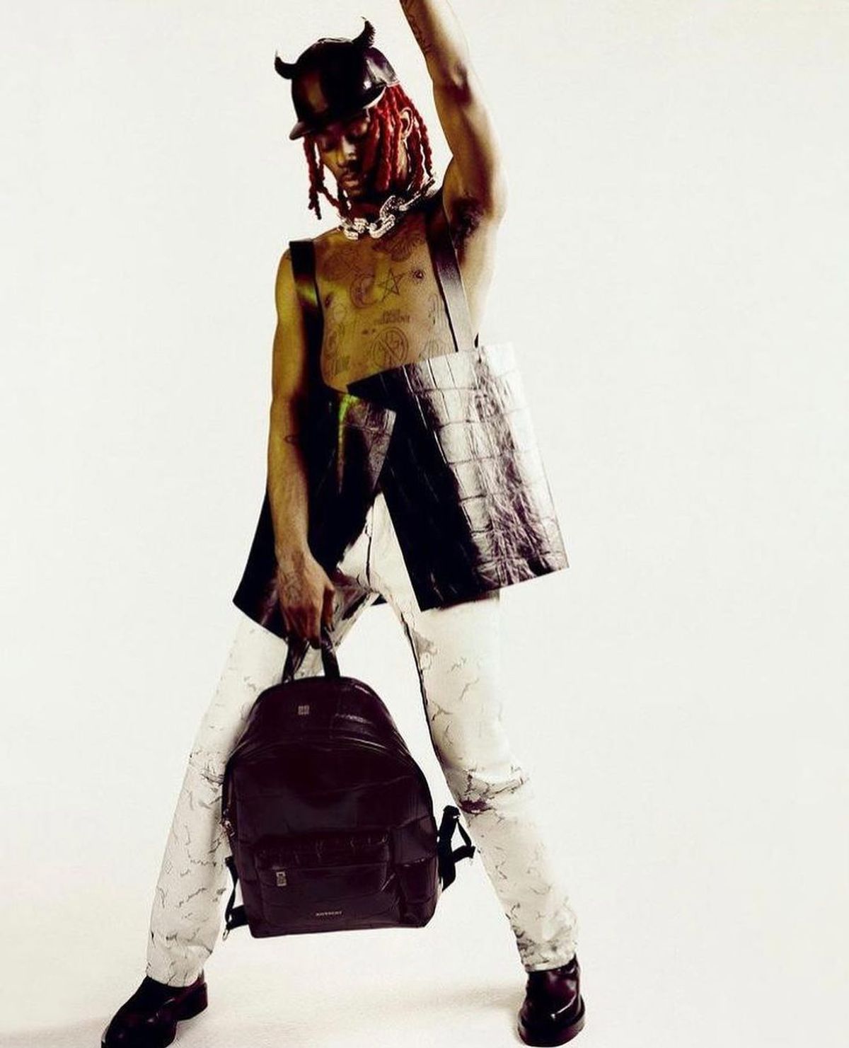 Runway 4G Horn Canvas Hat