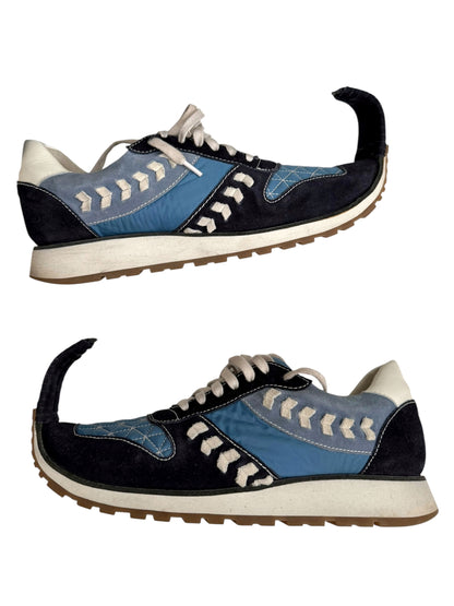 Dinosaur “Elf” Pointy Toe Sneaker