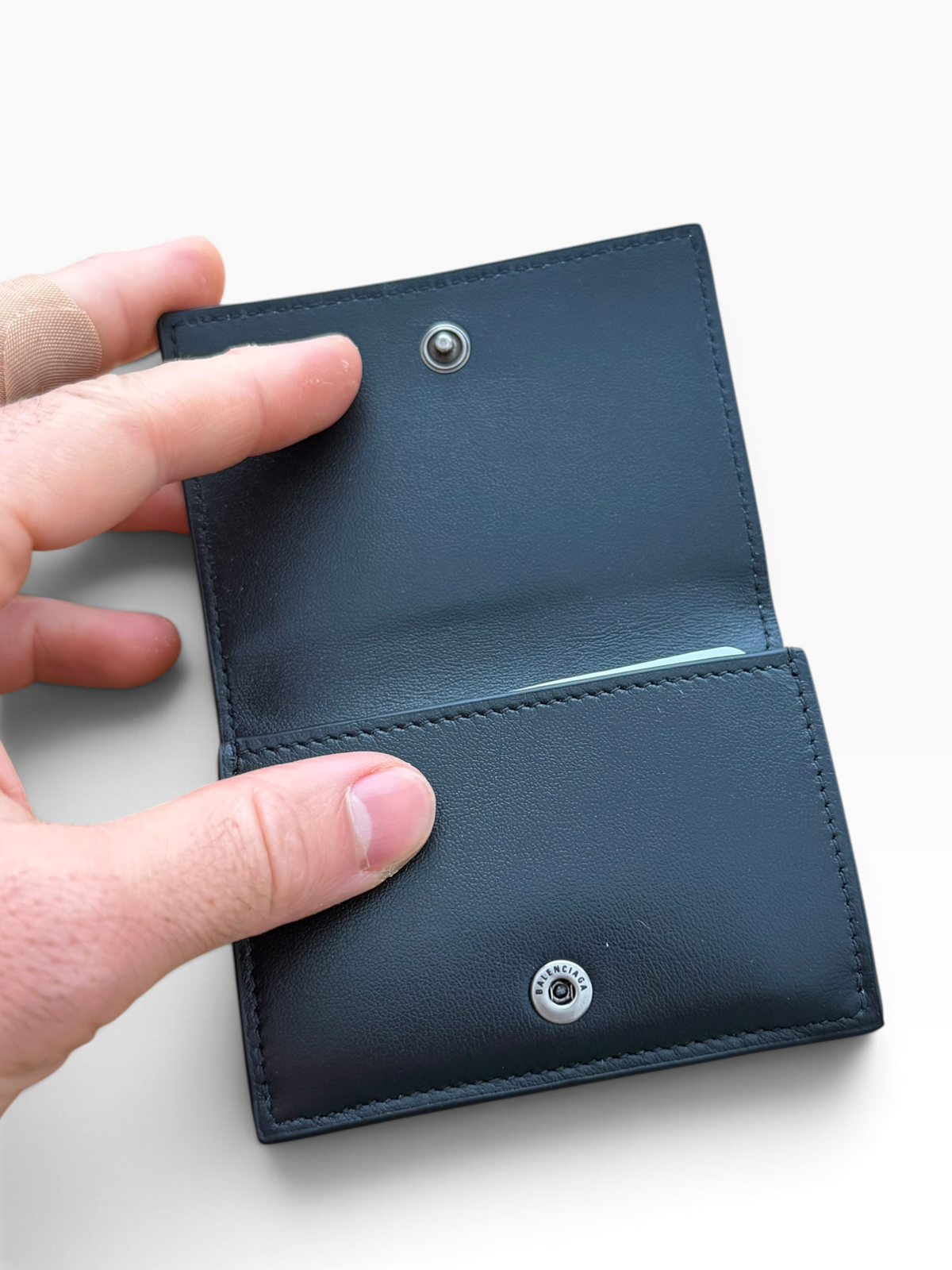 2024 Antwerp Produce Strawberry Compact Wallet