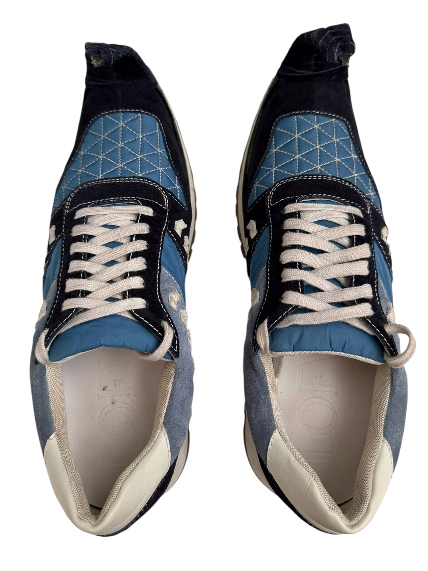 Dinosaur “Elf” Pointy Toe Sneaker