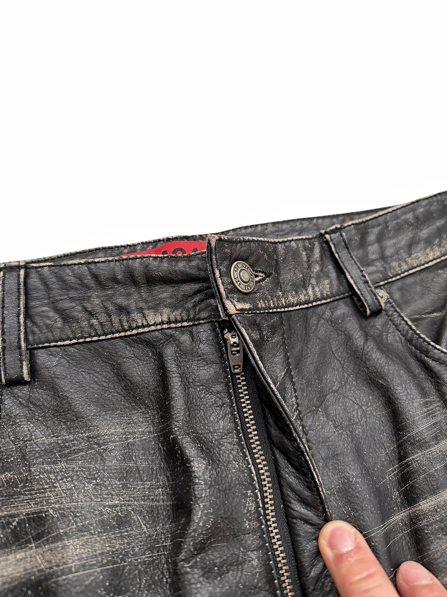 5 Pocket Rub Off Distressed Leather (Jeans)