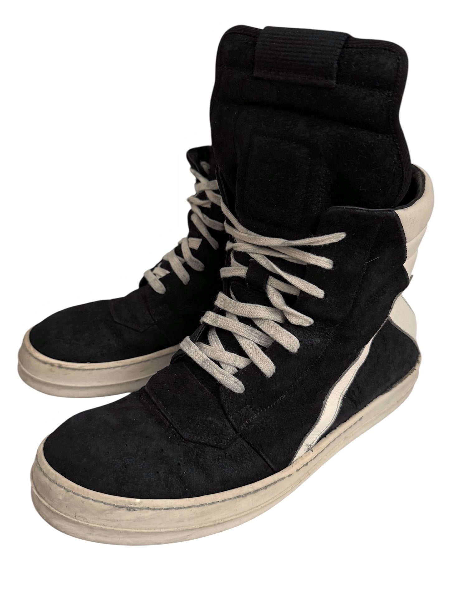 Blistered Suede Leather Geobasket