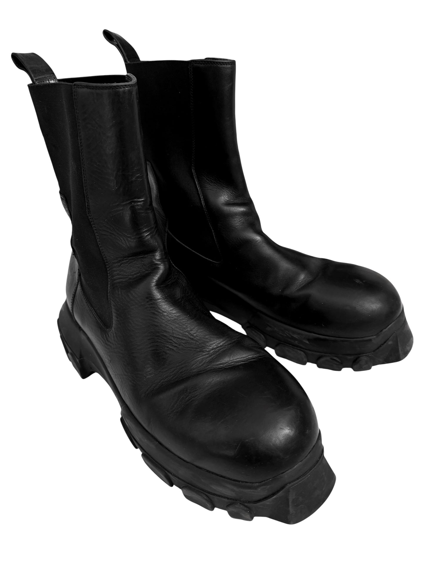 Black Tractor Bozo Boot