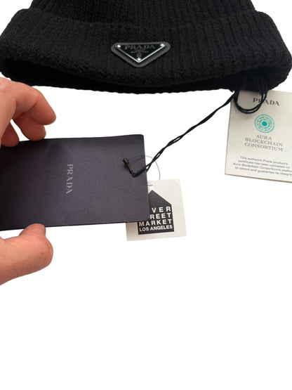 Cashmere Badge Logo Ribbed Beanie