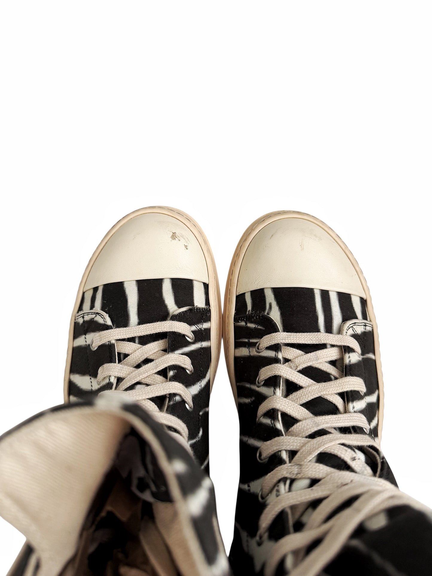 Zebra Abstract Cargo Ramones High