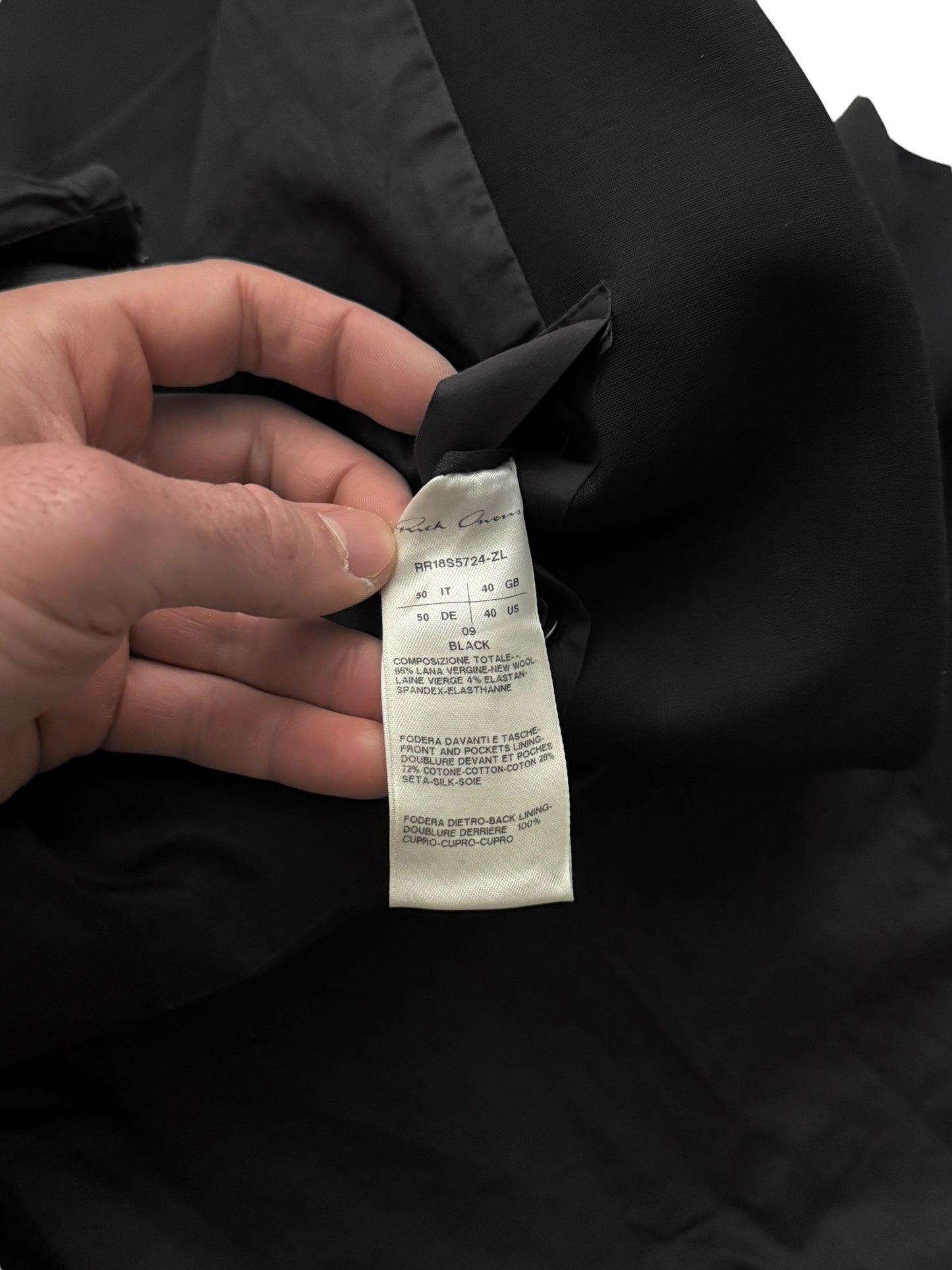 2018 DIRT Sleeveless Cut Runway Blazer