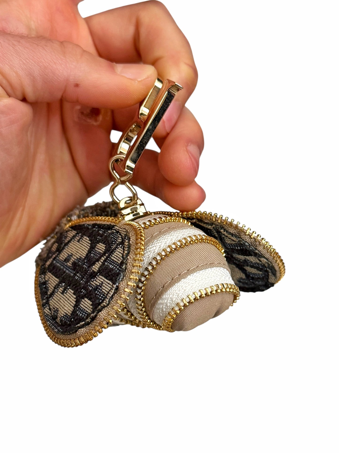 Trotter Bee Bag Charm “R”