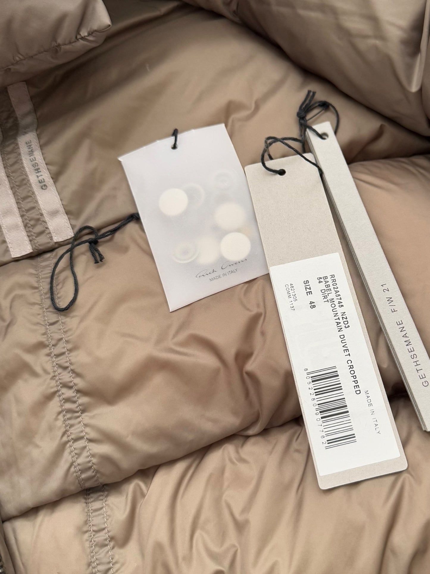 Babel Mountain Duvet Cropped Puffer Jacket