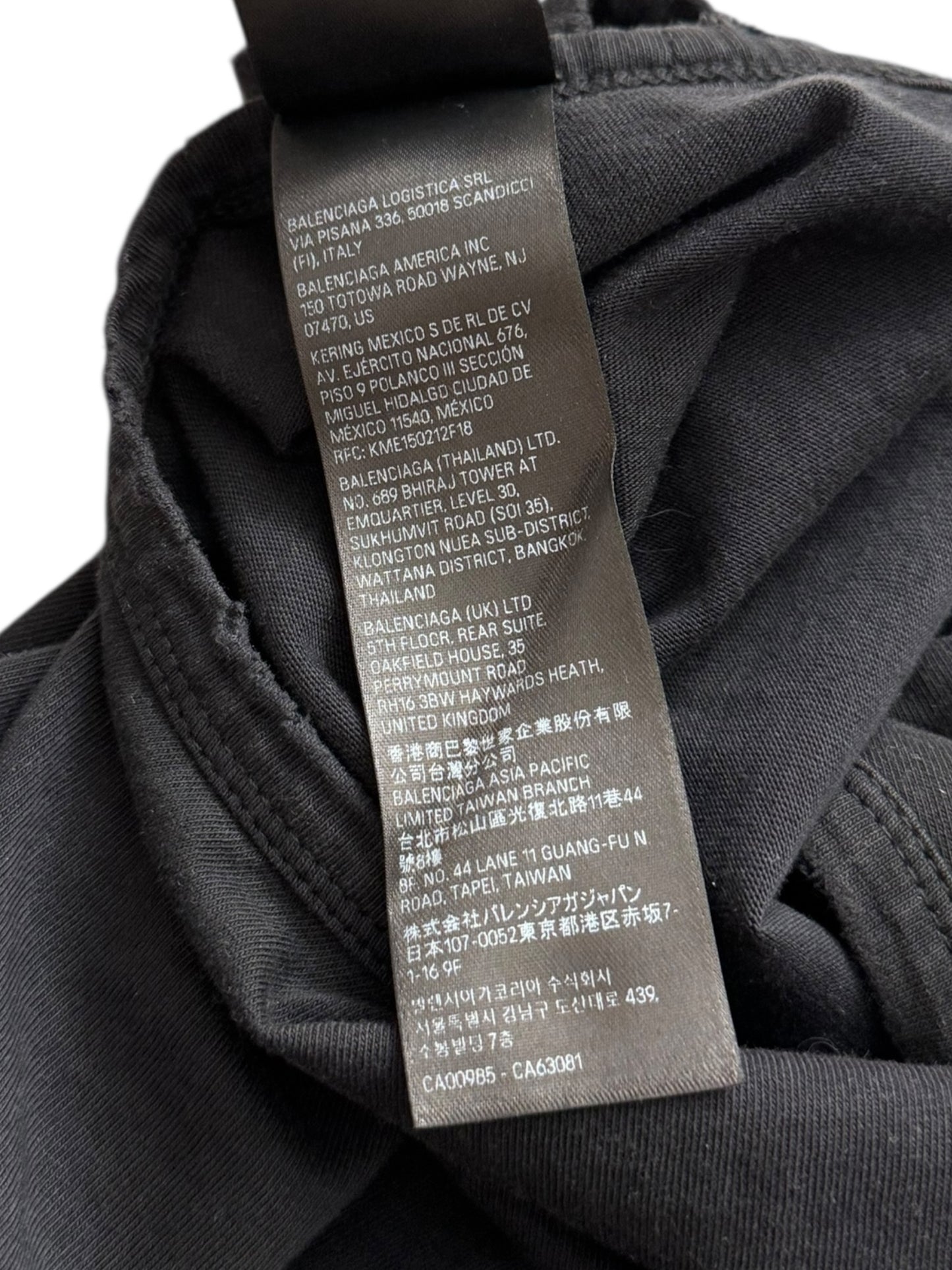 Sporty Racer Tank Neck Flap Logo